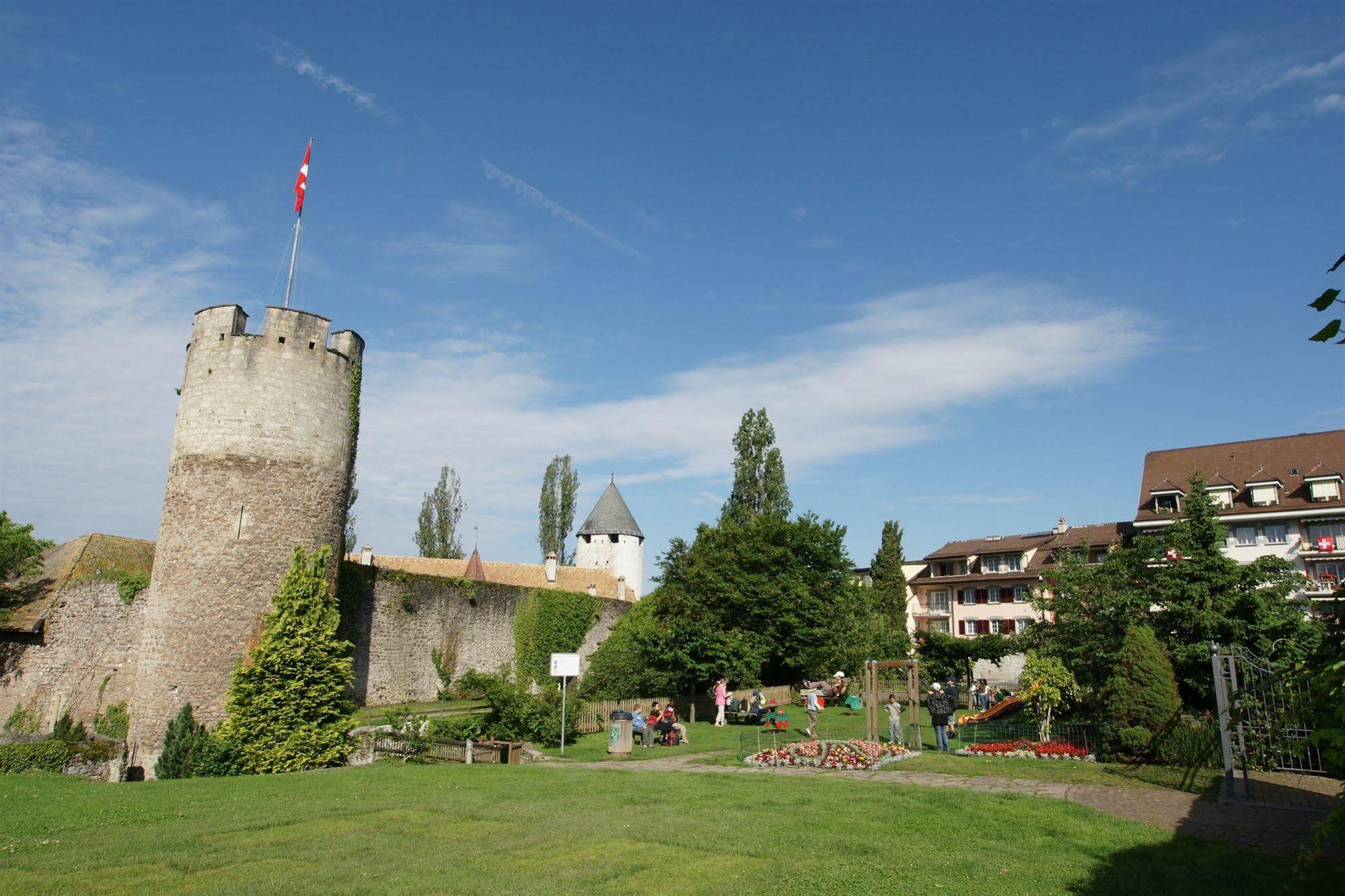 Hotel De La Vieille Tour La Tour-de-Peilz Exterior foto